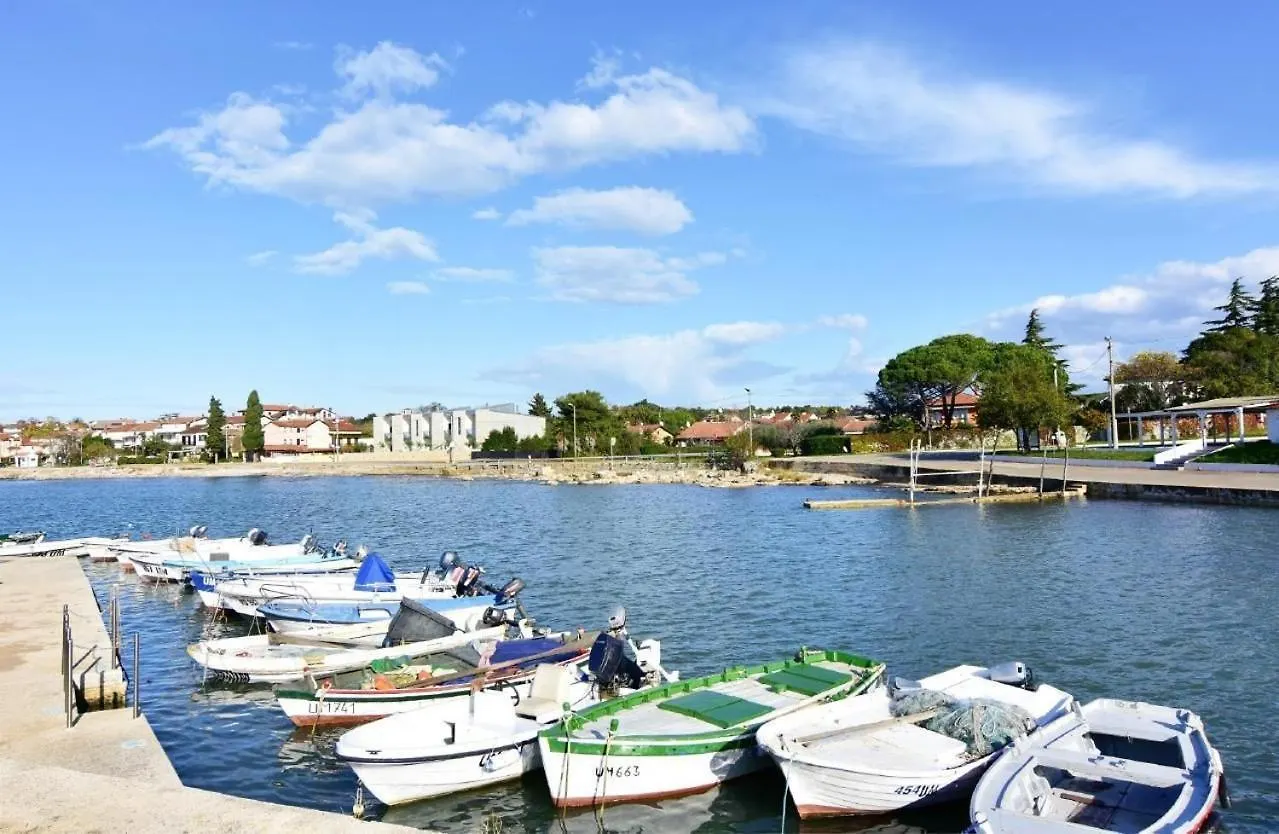Klimatisierte Wohnung In Zambratija Mit Grill Und Meerblick Umag Apartment